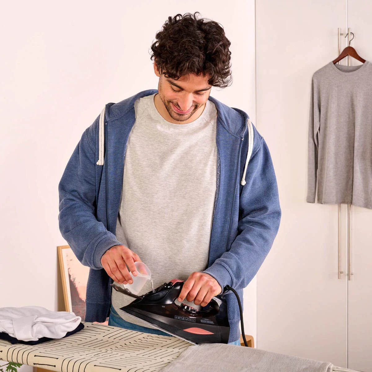 BLACK+DECKER Strykjärn Steam 3000W Svart